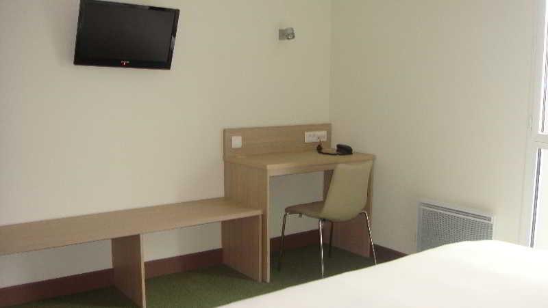 The Originals Access, Hotel Cholet Gare מראה חיצוני תמונה